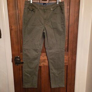 Men's Gap Lightweight Jeans- 34 x 30